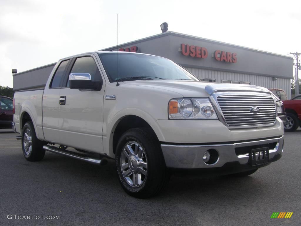 2007 F150 Lariat SuperCab - White Sand Tri-Coat / Black photo #1