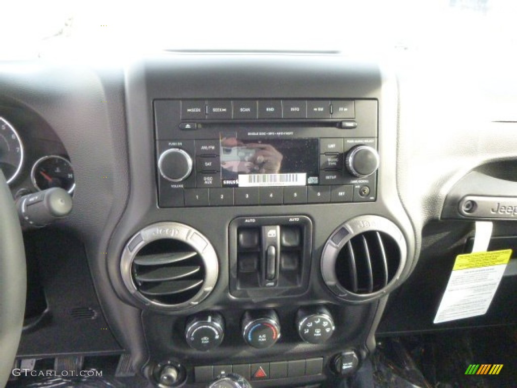 2014 Wrangler Unlimited Sport 4x4 - Amp