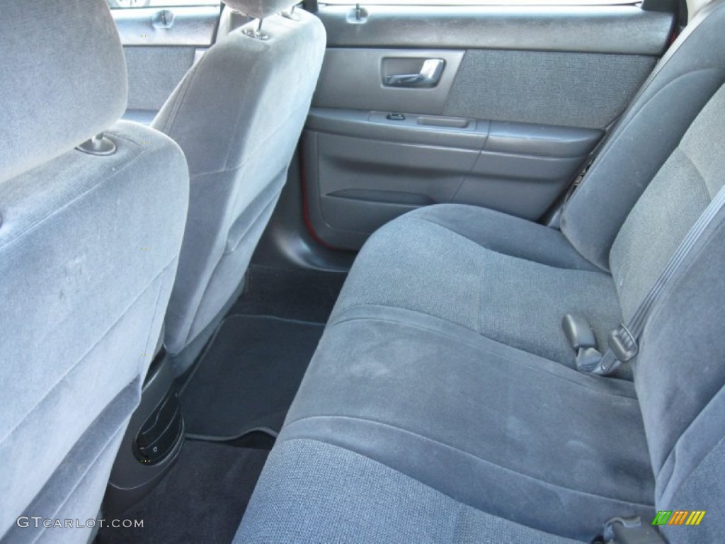 2002 Taurus SE - Matador Red Metallic / Dark Charcoal photo #13