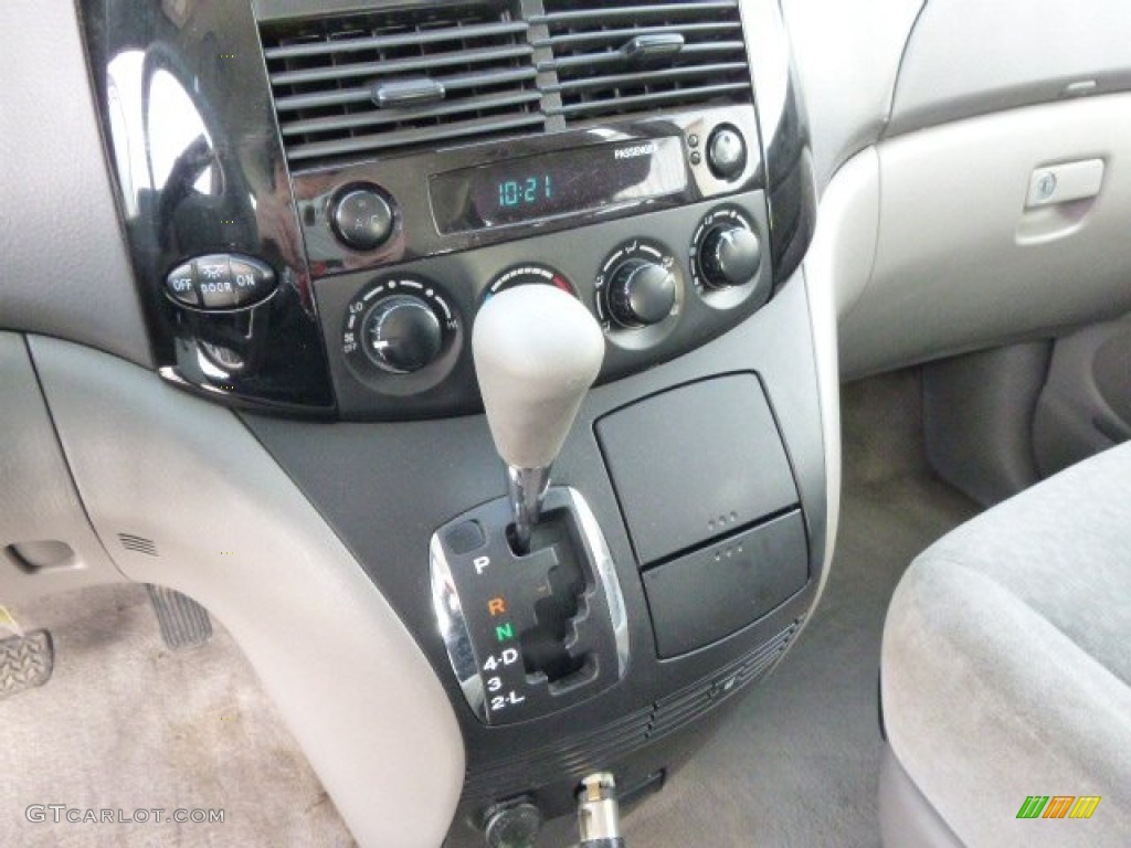 2005 Sienna CE - Silver Shadow Pearl / Stone photo #12