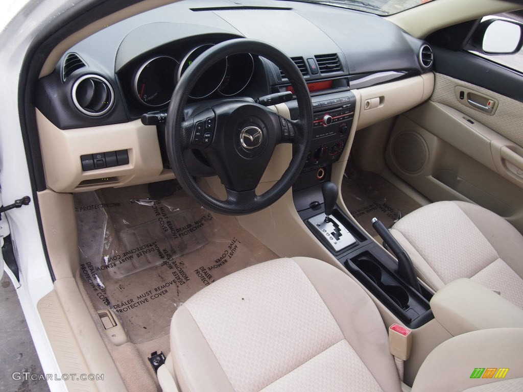 2004 MAZDA3 i Sedan - Rally White / Beige photo #15