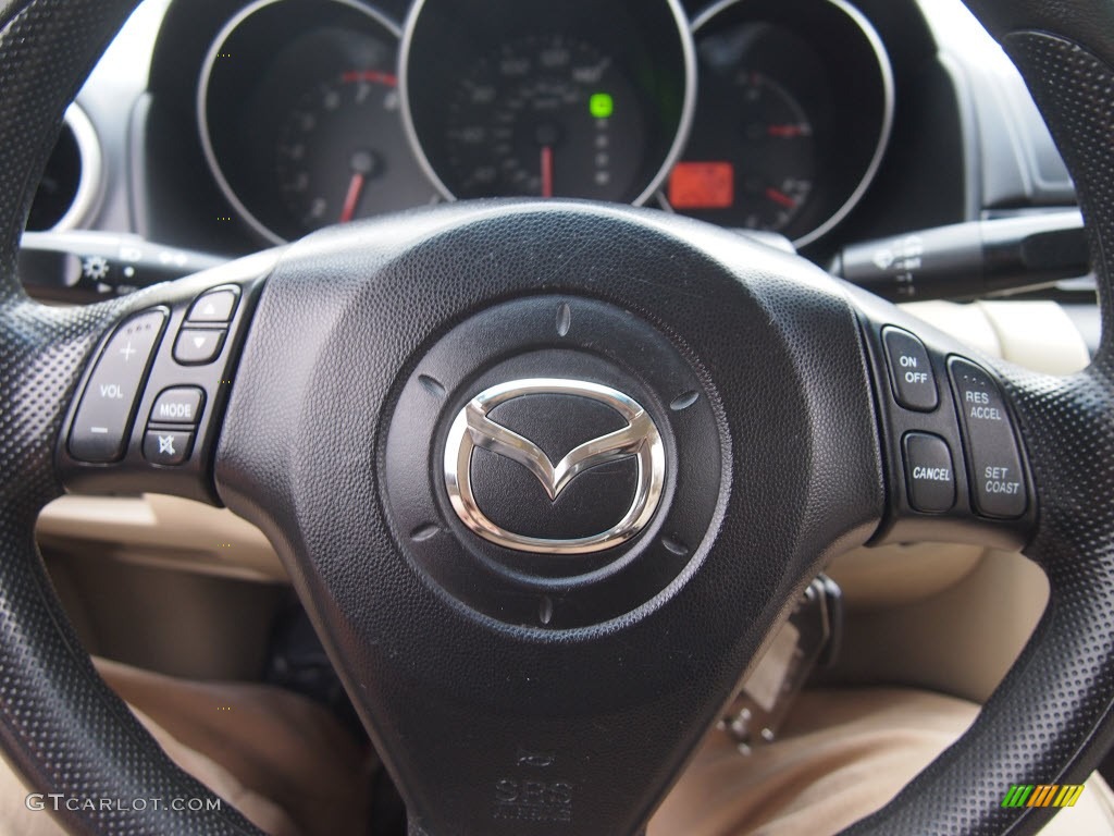 2004 MAZDA3 i Sedan - Rally White / Beige photo #19
