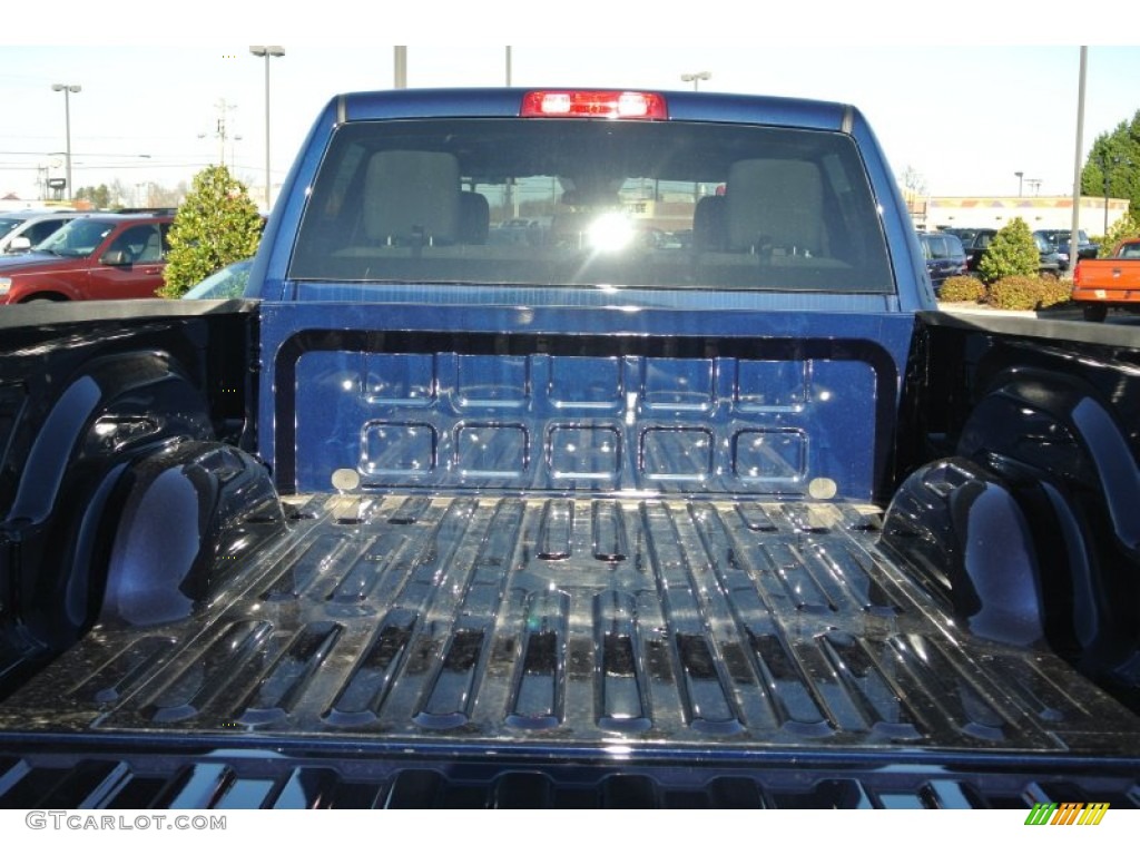 2014 2500 Tradesman Crew Cab 4x4 - True Blue Pearl Coat / Black/Diesel Gray photo #16