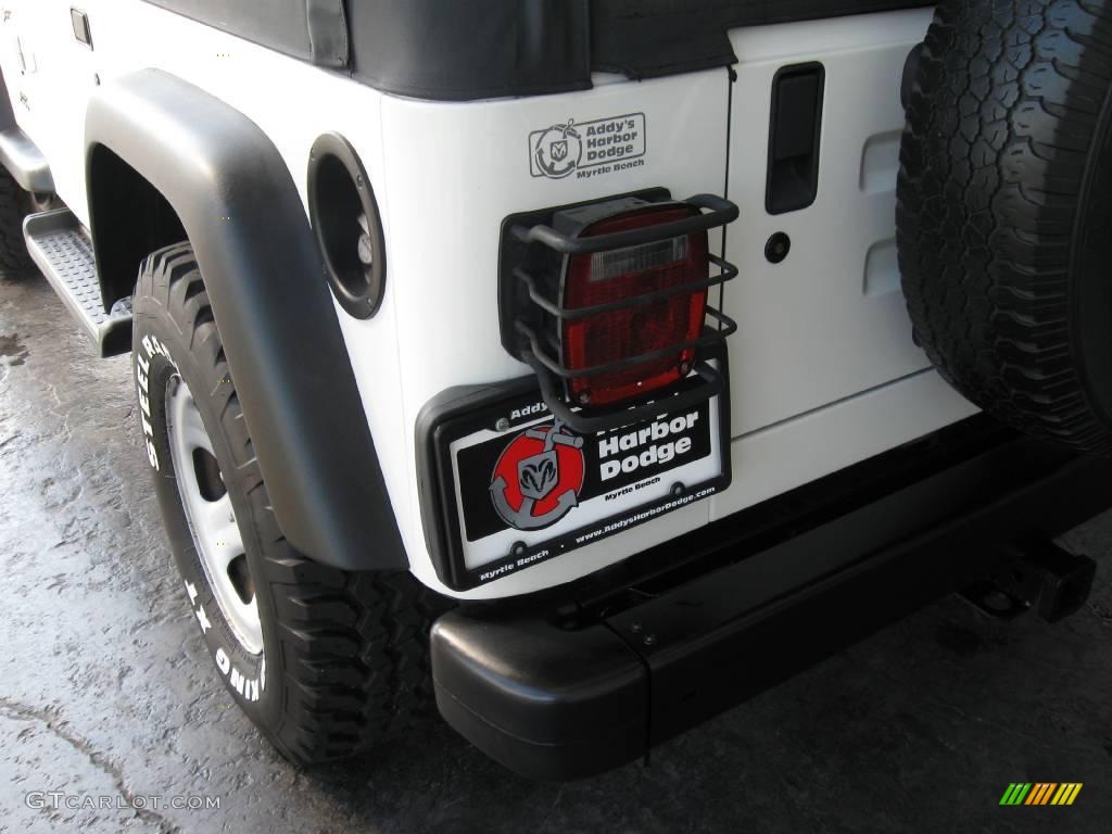 2002 Wrangler Sport 4x4 - Stone White / Agate Black photo #8