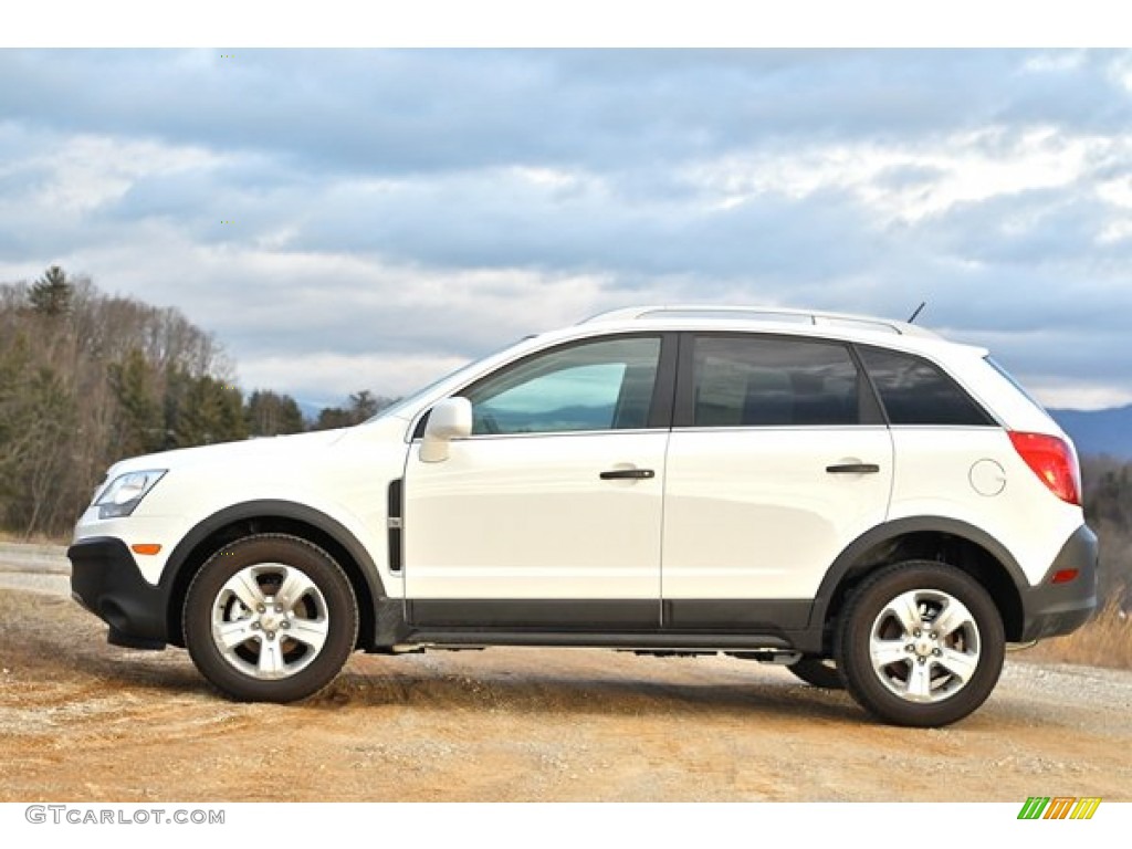 Arctic Ice White Chevrolet Captiva Sport