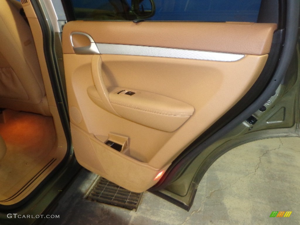 2008 Cayenne Tiptronic - Olive Green Metallic / Havanna/Sand Beige photo #26
