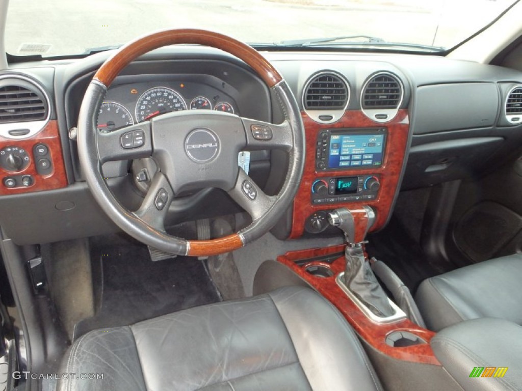 2006 Envoy Denali 4x4 - Black Onyx / Ebony Black photo #16