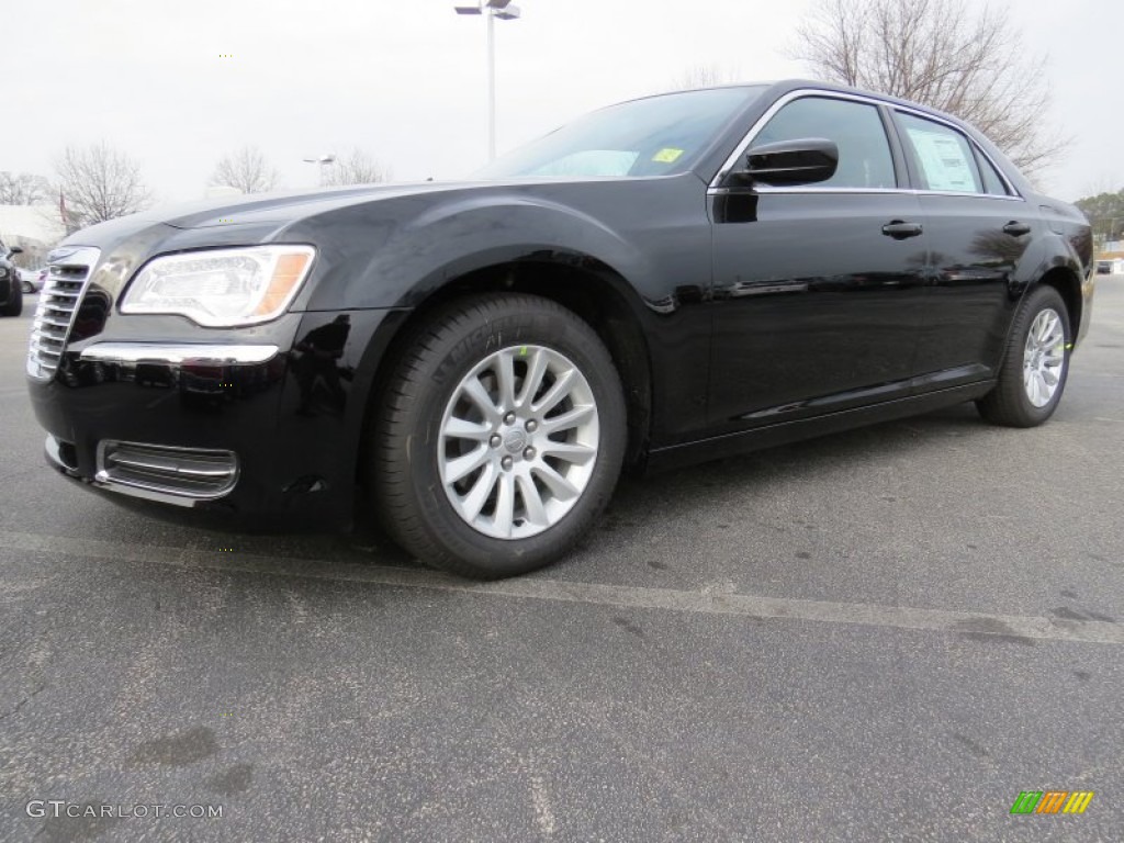 2014 300  - Gloss Black / Black photo #2