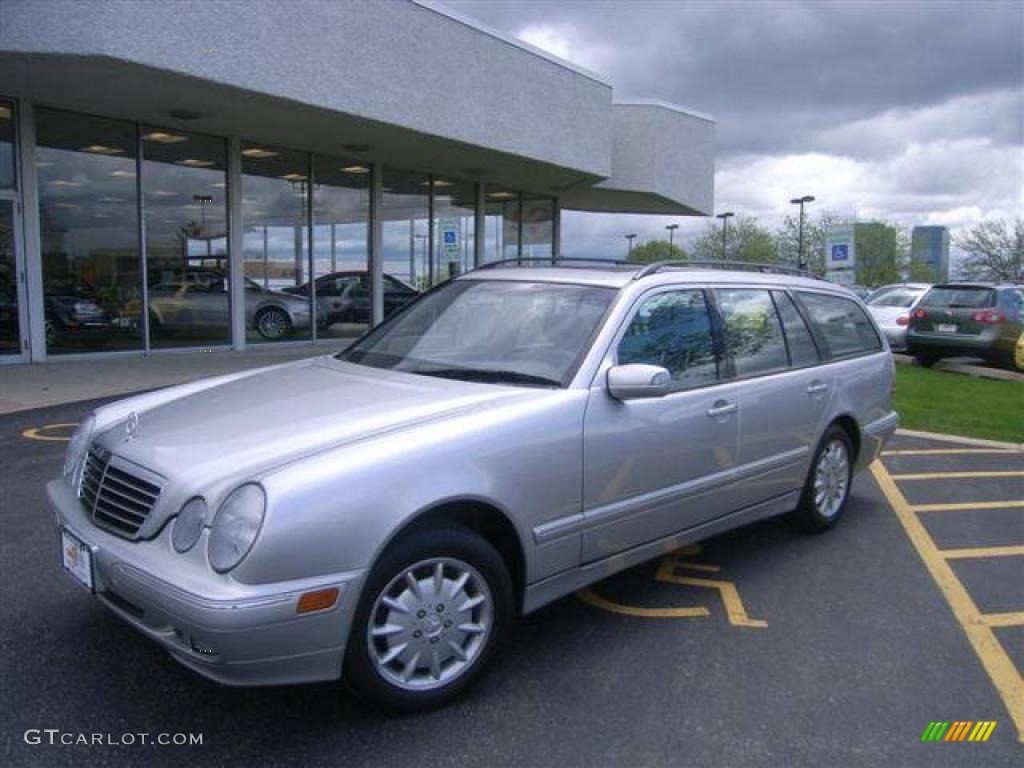 2001 E 320 4Matic Wagon - Brilliant Silver Metallic / Ash photo #1