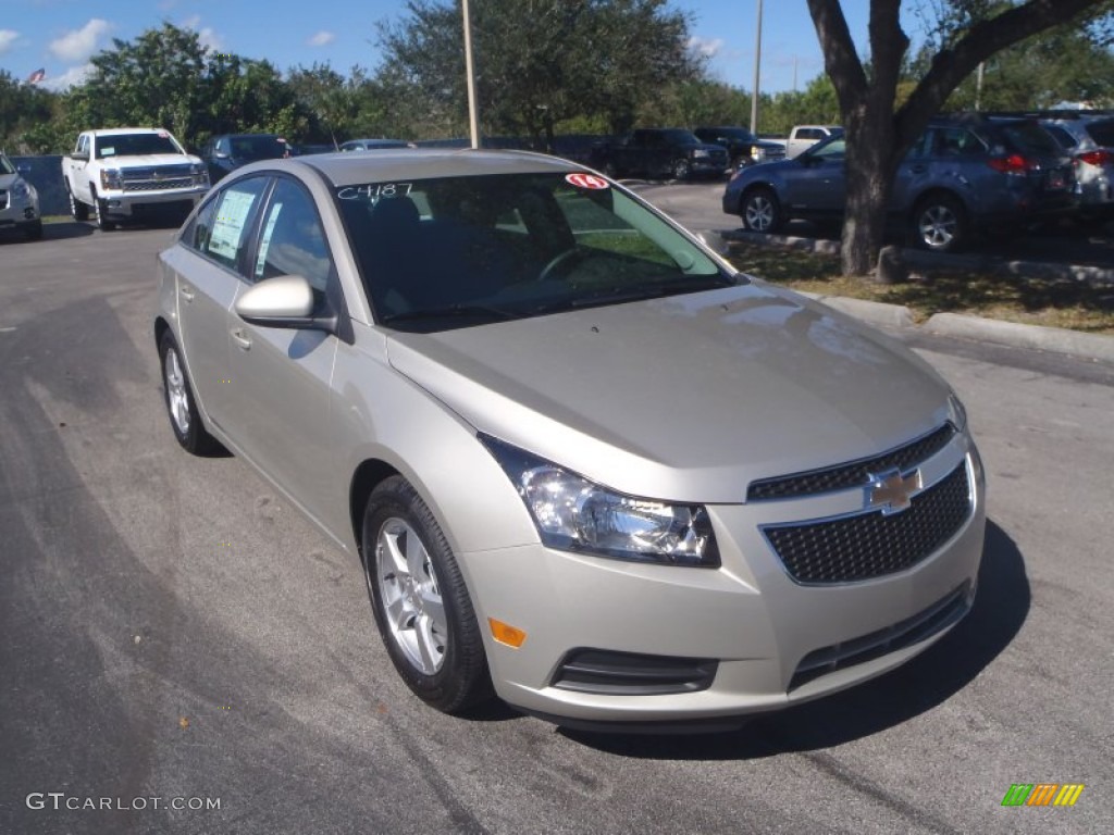 2014 Cruze LT - Champagne Silver Metallic / Jet Black photo #1