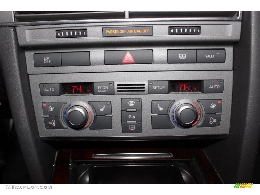 2006 Audi A6 3.2 quattro Sedan Controls Photo #90471632