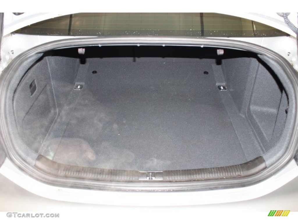 2006 Audi A6 3.2 quattro Sedan Trunk Photos
