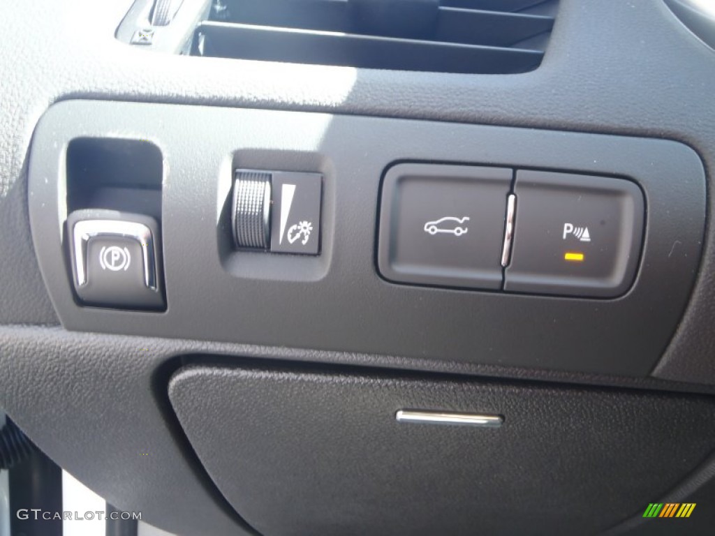 2014 Impala LT - White Diamond Tricoat / Jet Black/Dark Titanium photo #13