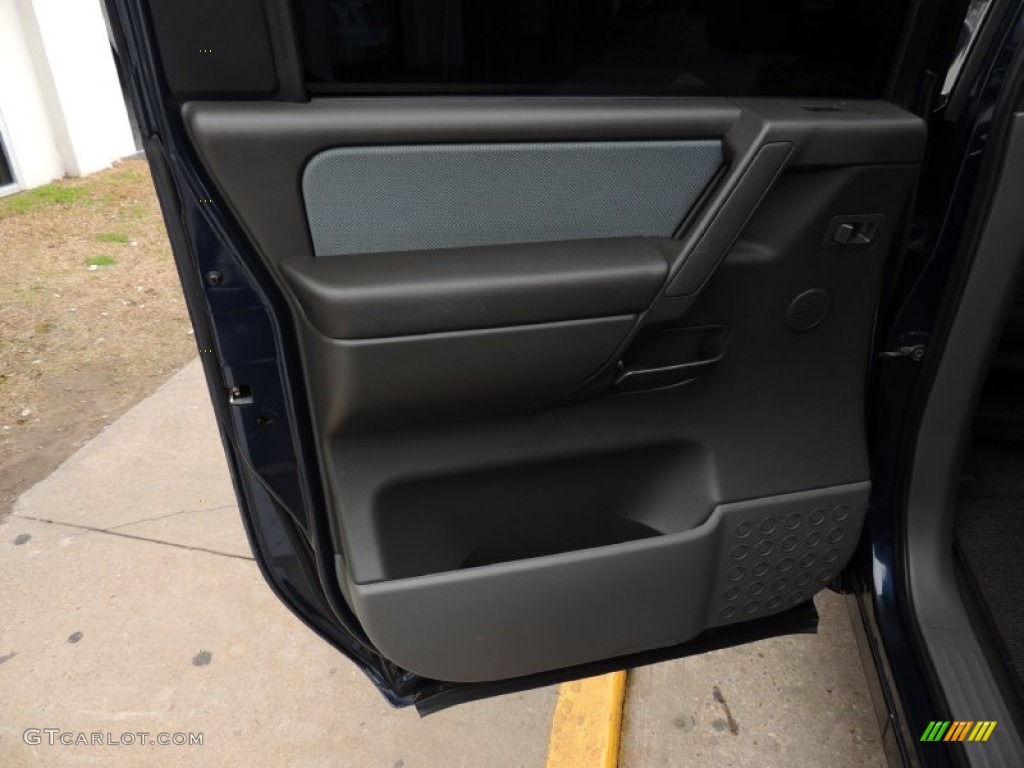 2007 Titan LE Crew Cab 4x4 - Majestic Blue / Graphite Black/Titanium photo #11