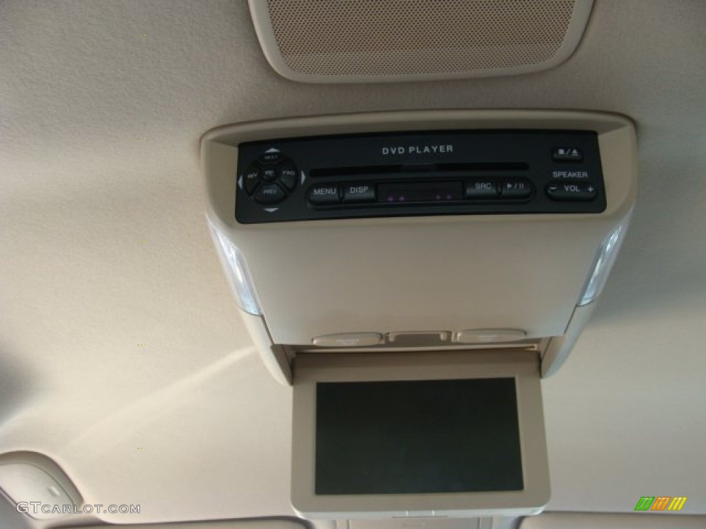 2007 Entourage GLS - Cosmic White / Beige photo #20