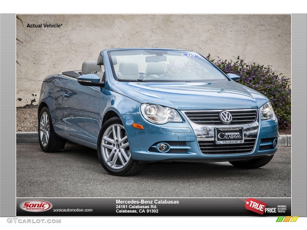 Thunder Blue Volkswagen Eos