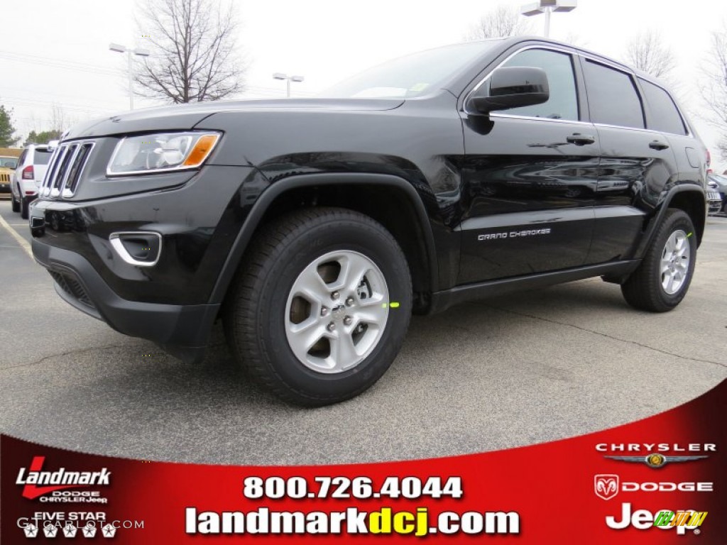 2014 Grand Cherokee Laredo - Brilliant Black Crystal Pearl / Morocco Black photo #1