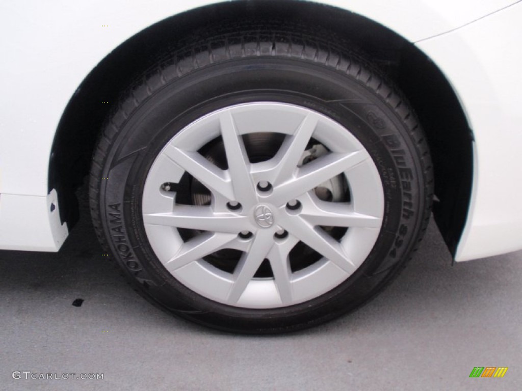 2013 Toyota Prius v Three Hybrid Wheel Photos