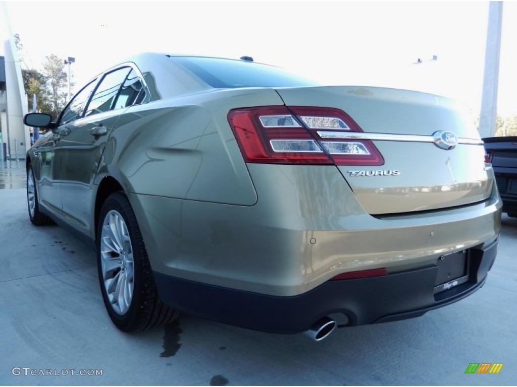 2013 Taurus Limited - Ginger Ale Metallic / Dune photo #2