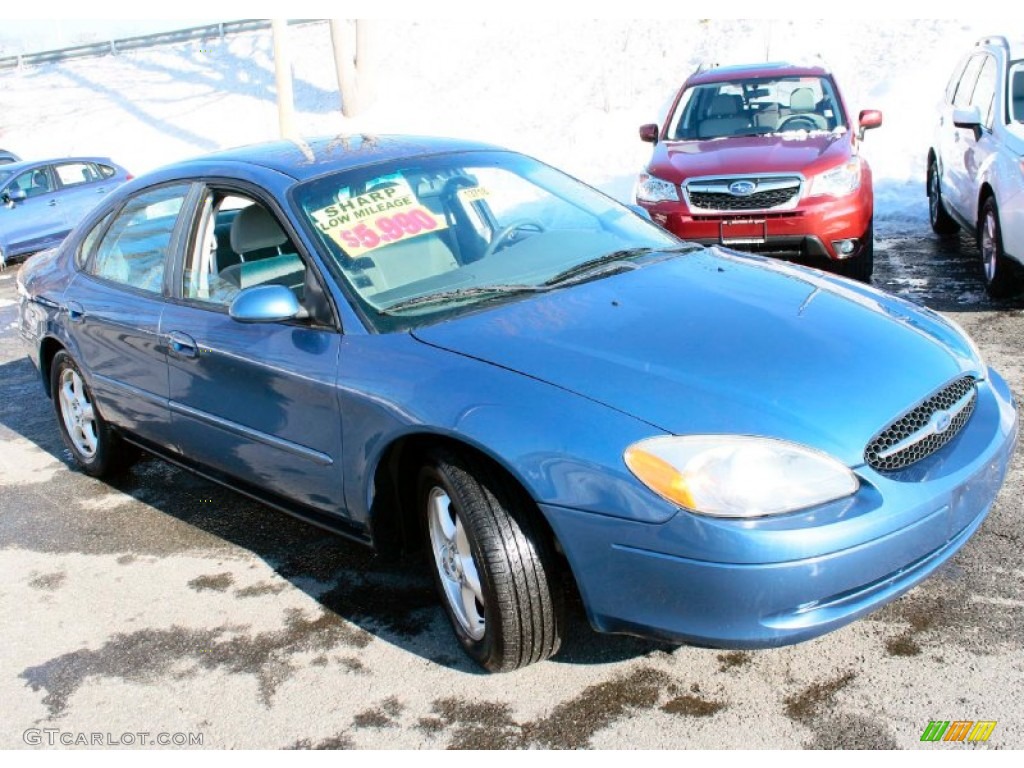 2002 Ford Taurus SE Exterior Photos