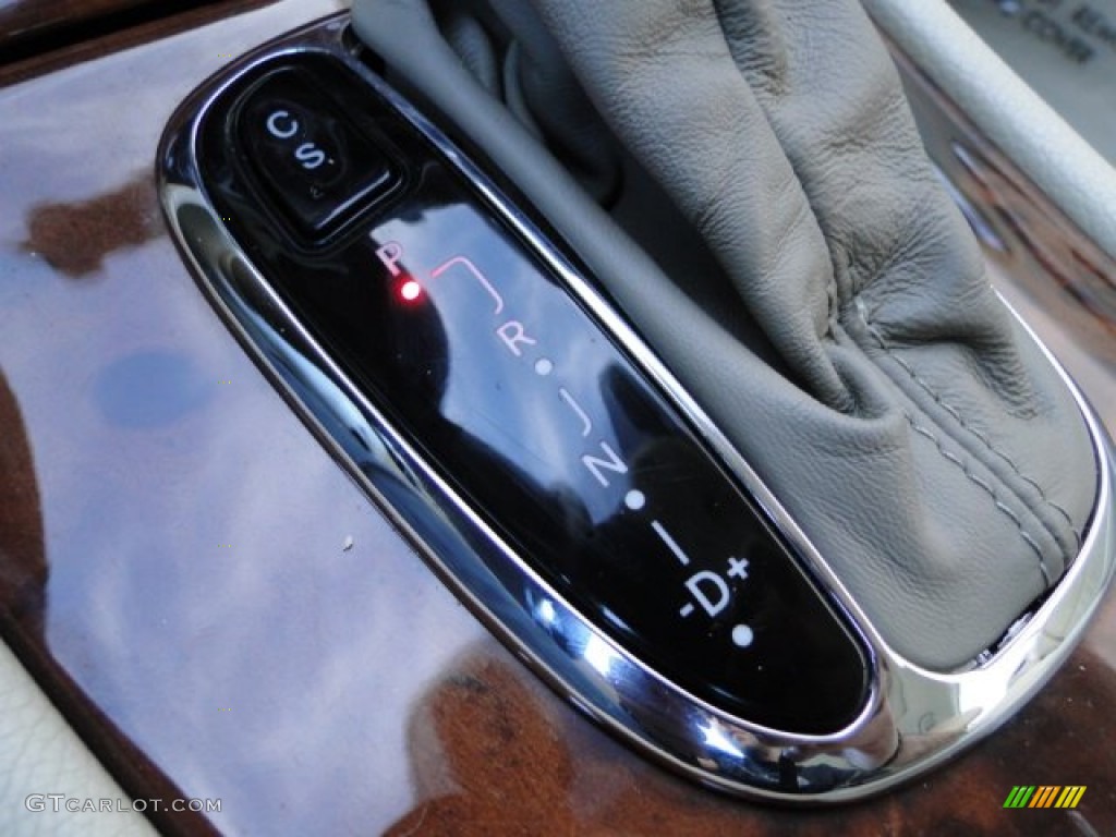 2004 CLK 500 Coupe - Alabaster White / Stone photo #32