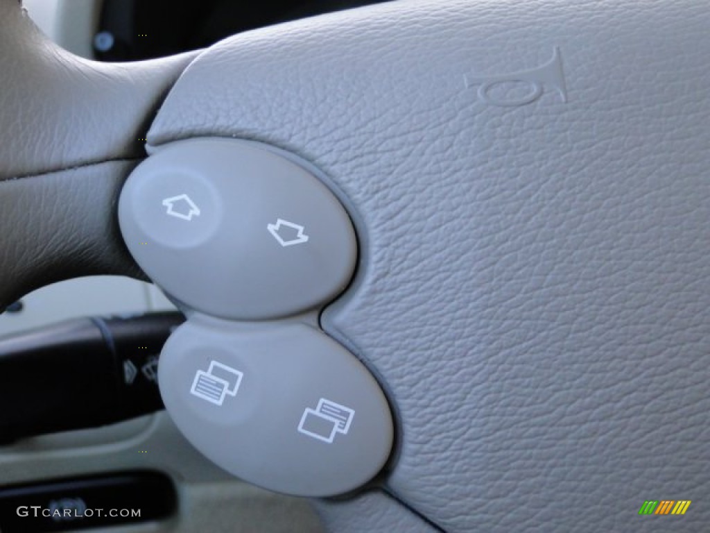 2004 CLK 500 Coupe - Alabaster White / Stone photo #35