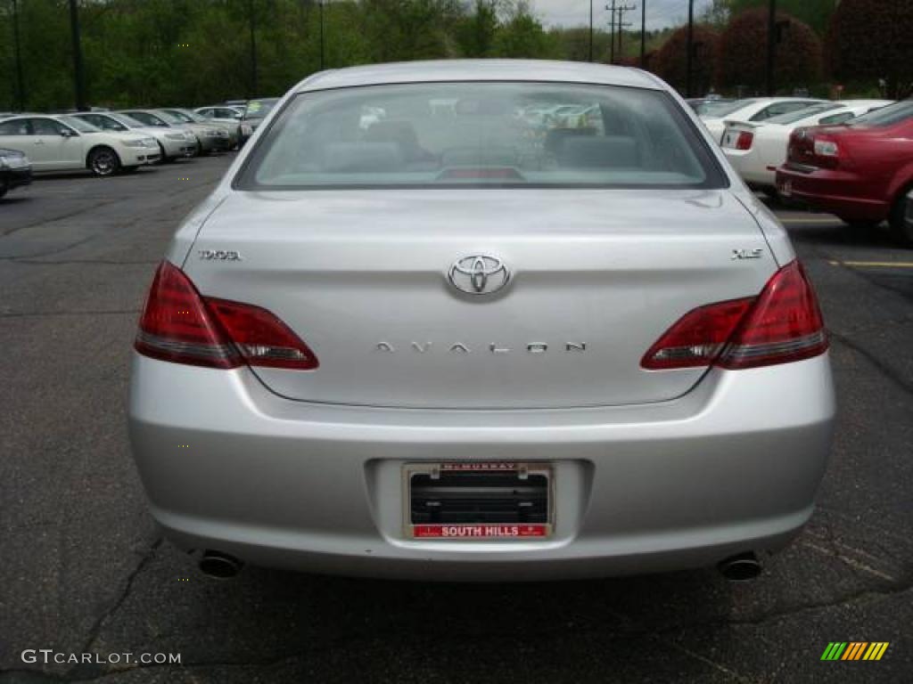 2008 Avalon XLS - Classic Silver Metallic / Ash Gray photo #3