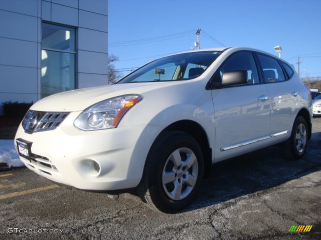 2011 Rogue S AWD - Pearl White / Black photo #1