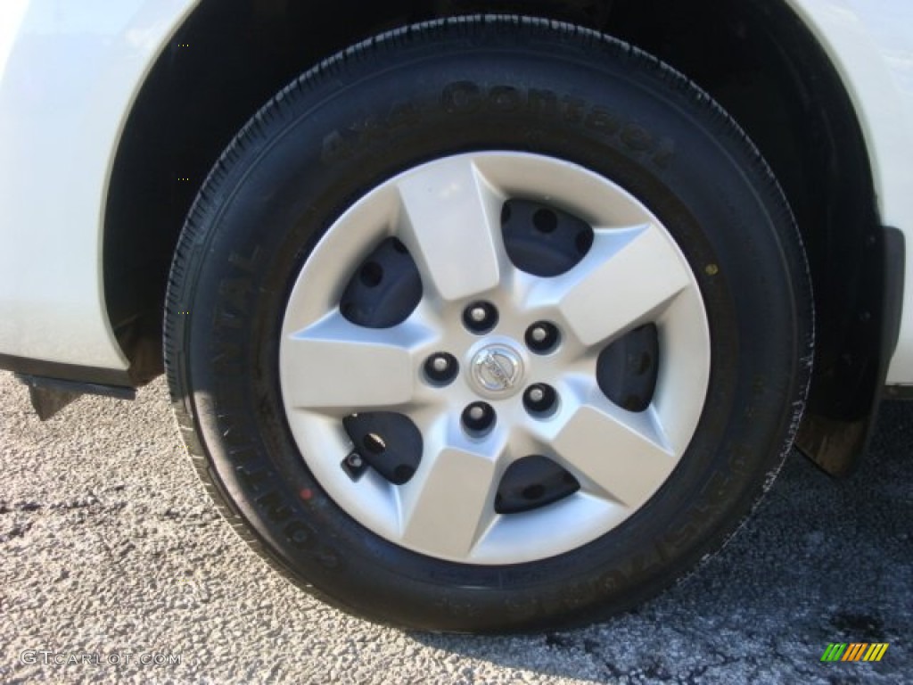 2011 Rogue S AWD - Pearl White / Black photo #9