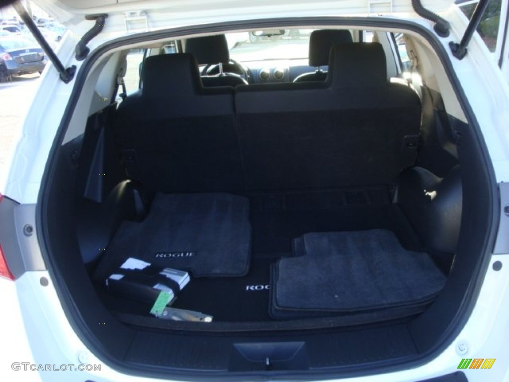 2011 Rogue S AWD - Pearl White / Black photo #24