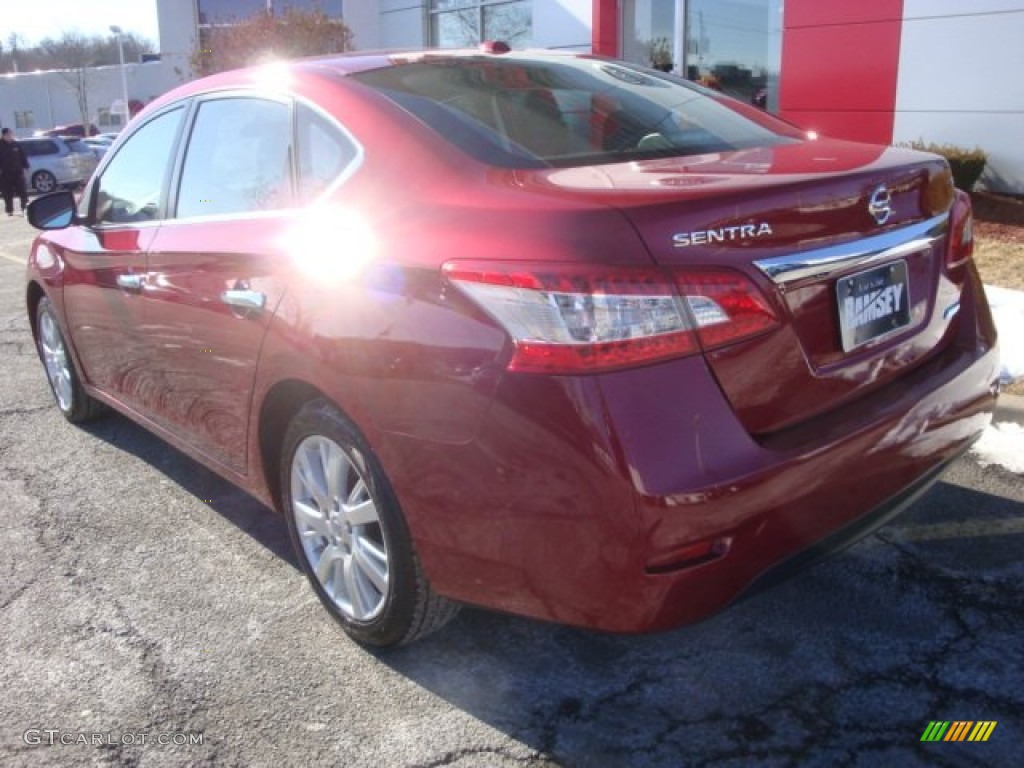 2013 Sentra SL - Red Brick / Charcoal photo #7