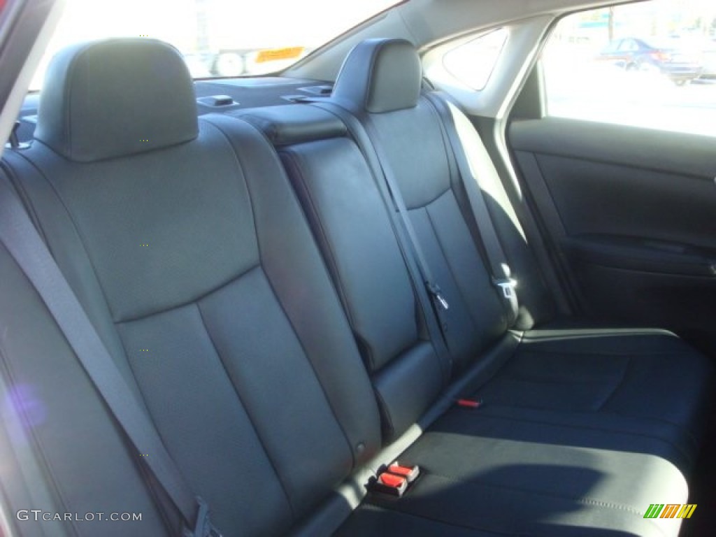 2013 Sentra SL - Red Brick / Charcoal photo #15