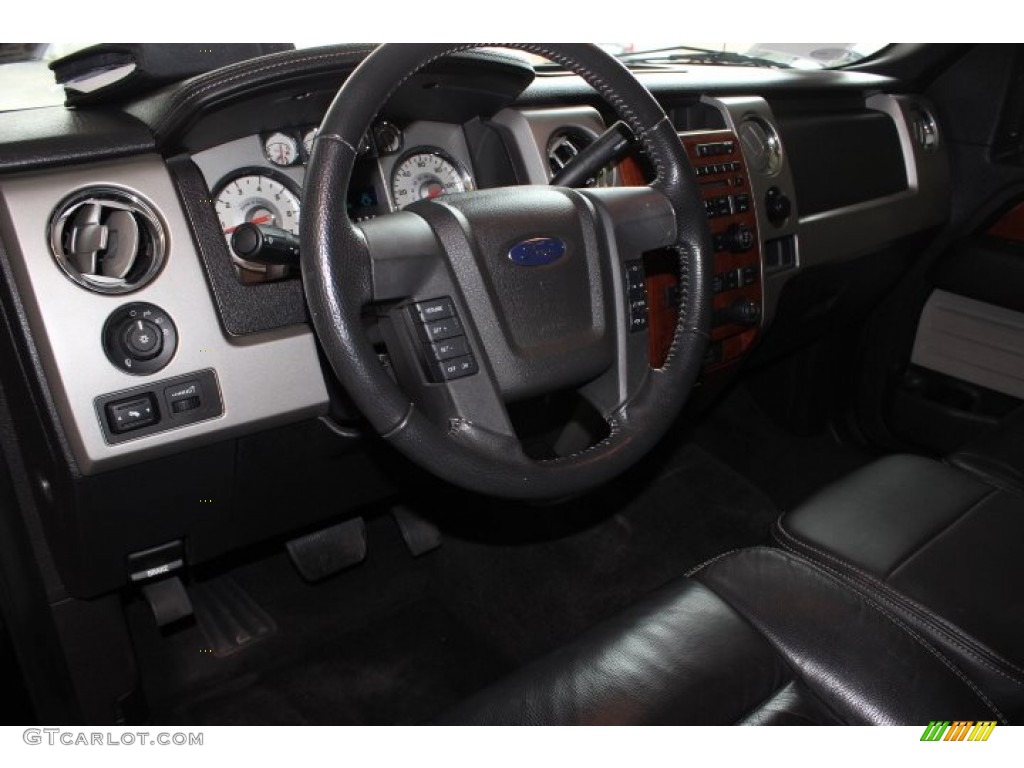 2010 F150 Lariat SuperCab - Tuxedo Black / Black photo #13