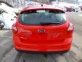Race Red - Focus SE 5-Door Photo No. 7