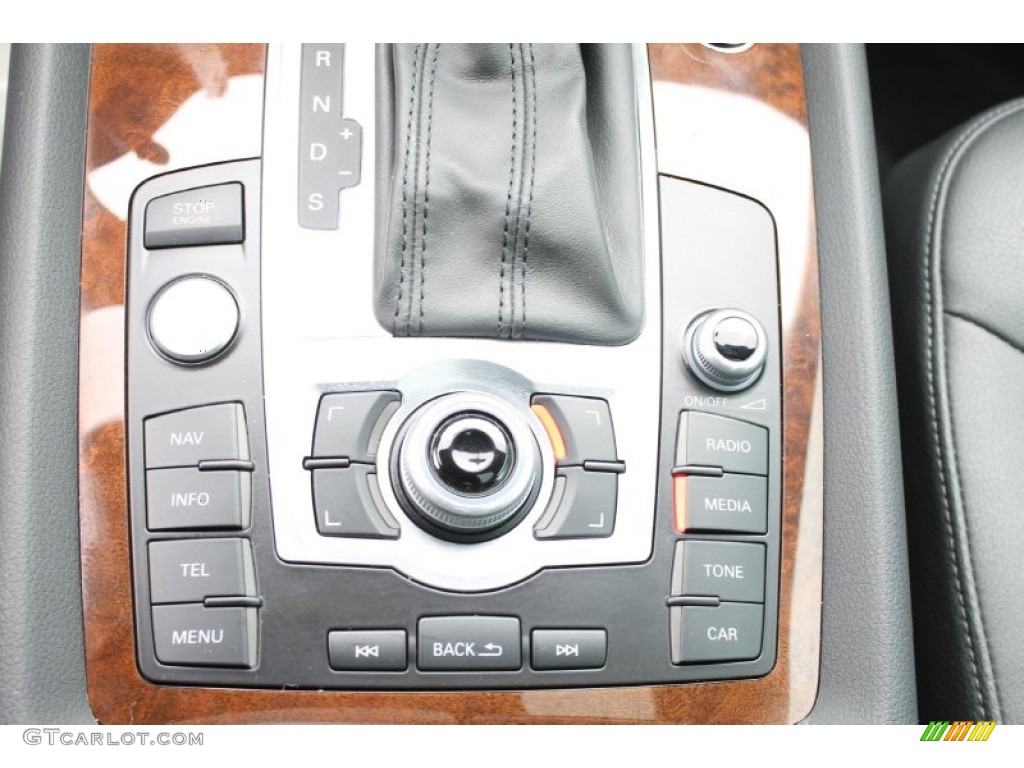 2012 Audi Q7 3.0 TFSI quattro Controls Photo #90508844