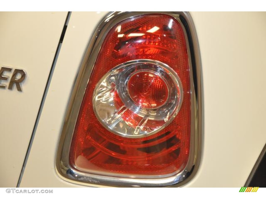 2011 Cooper Hardtop - Pepper White / Carbon Black photo #14