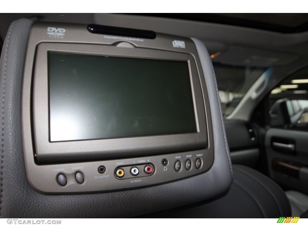 2010 Sequoia Limited 4WD - Slate Gray Metallic / Graphite photo #31
