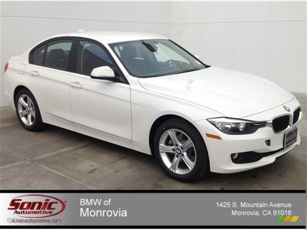 2014 3 Series 320i xDrive Sedan - Alpine White / Black photo #1
