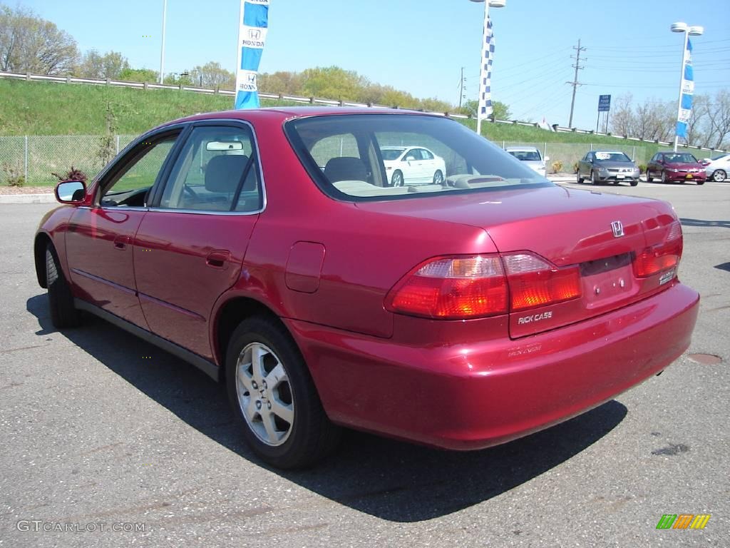 2000 Accord SE Sedan - Ruby Red Pearl / Ivory photo #3