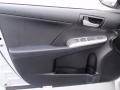 Classic Silver Metallic - Camry SE Photo No. 29