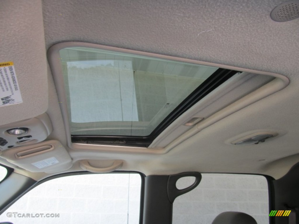 2004 Avalanche 1500 4x4 - Dark Gray Metallic / Dark Charcoal photo #11