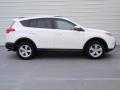 Super White - RAV4 XLE Photo No. 2