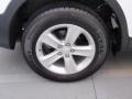 Super White - RAV4 XLE Photo No. 13