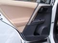Super White - RAV4 XLE Photo No. 27