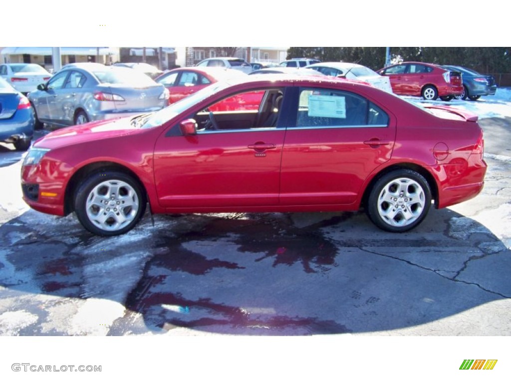 2011 Fusion SE V6 - Red Candy Metallic / Charcoal Black photo #8