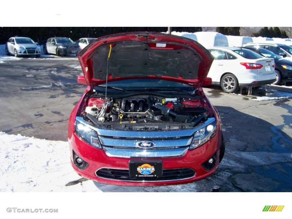 2011 Fusion SE V6 - Red Candy Metallic / Charcoal Black photo #19