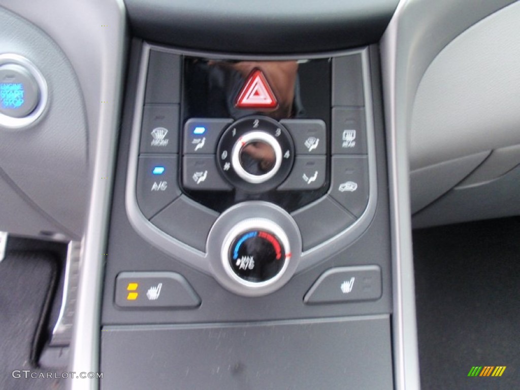 2014 Elantra Sport Sedan - Titanium Gray Metallic / Gray photo #30