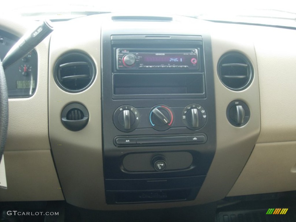 2006 F150 XL Regular Cab - Black / Tan photo #4