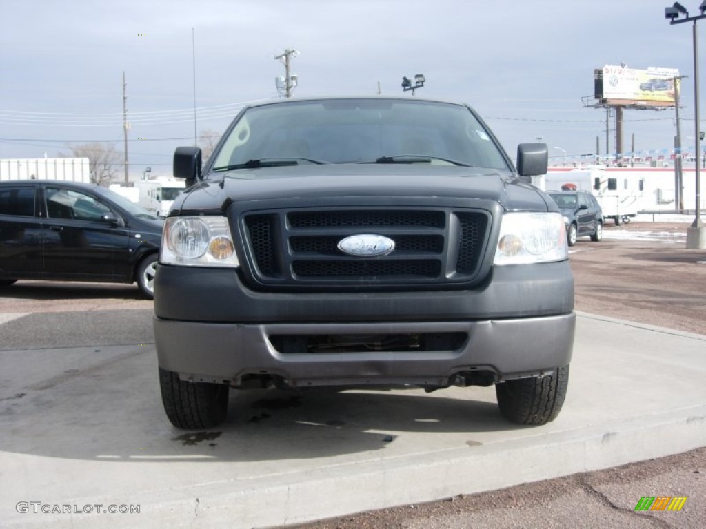 2006 F150 XL Regular Cab - Black / Tan photo #16