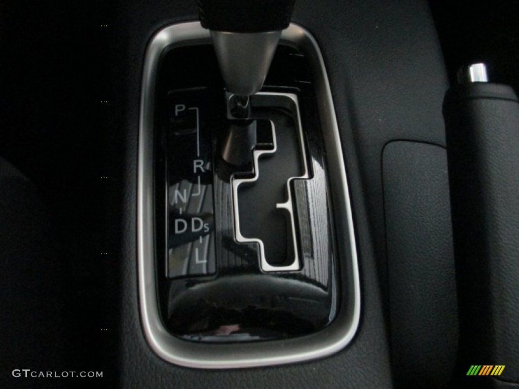 2014 Mitsubishi Outlander SE CVT Automatic Transmission Photo #90526534